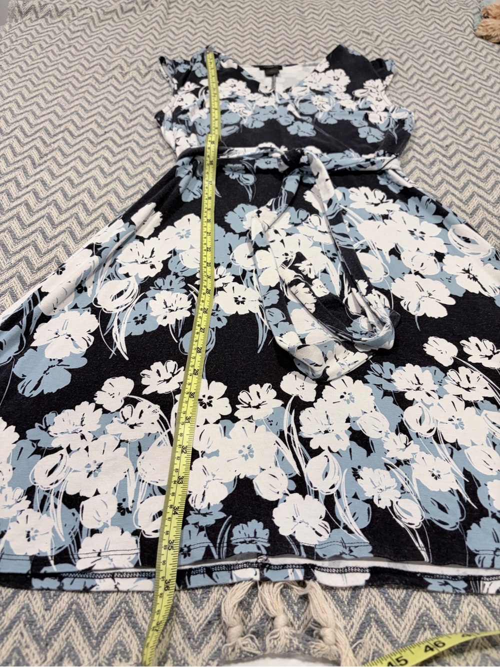 Ann Taylor Black Floral Wrap Dress with White & Light Blue Blooms - Picture 6 of 8